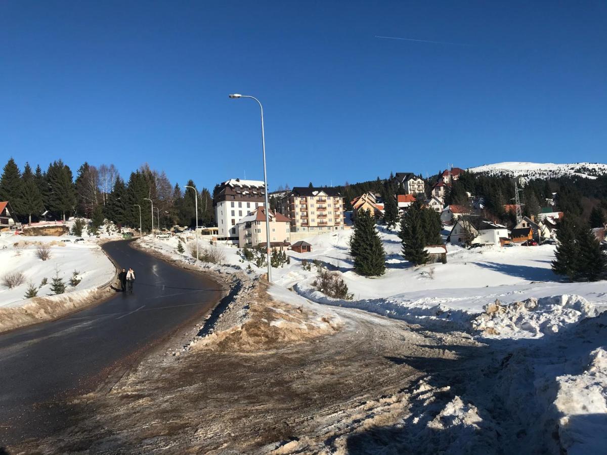 Holiday House Nesovic Kopaonik Eksteriør bilde